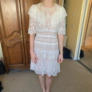 Monique Lhuillier lace dress